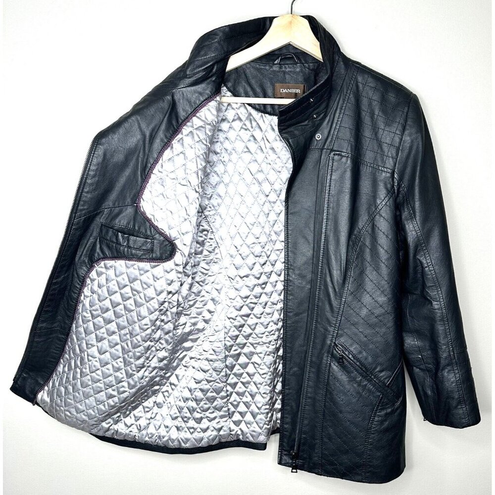Vtg Danier Leather Coat Womens Y2K 90s Lined Zip Front Black Size Medium 14-16 - Picture 3 of 16
